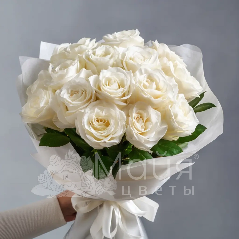 Белые розы &laquo;Молочная нежность&raquo;