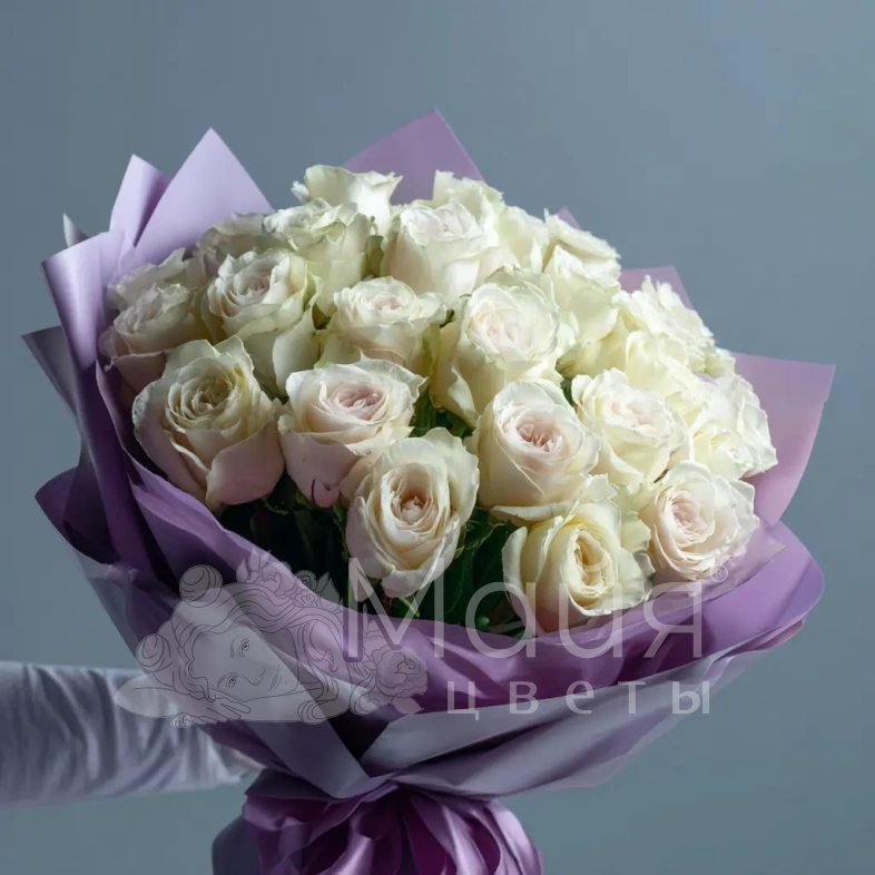 Белые розы &laquo;Нежность вечера&raquo;