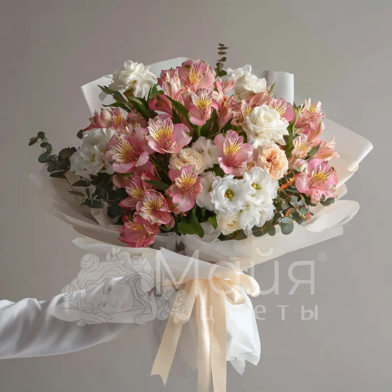 Букет с альстромериями &laquo;Танец лепестков&raquo;