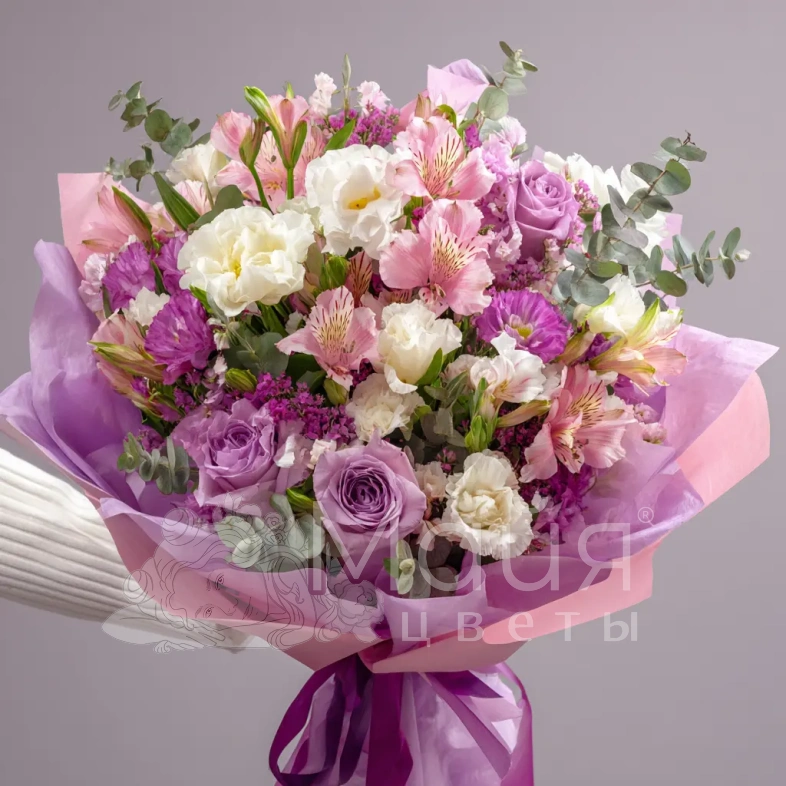 Букет с альстромериями &laquo;Яркий комплимент&raquo;