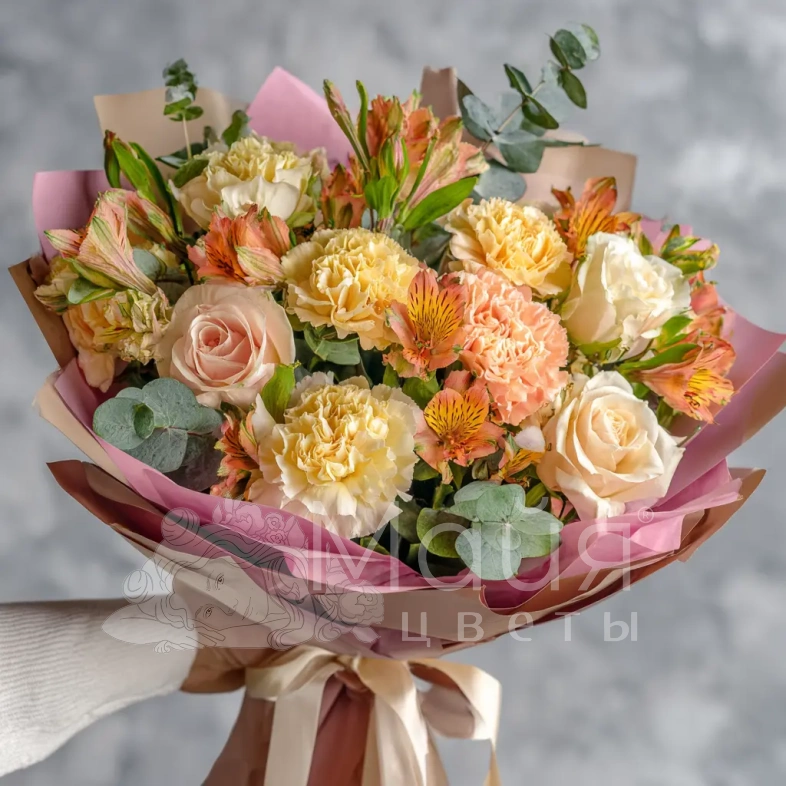 Букет с гвоздиками &laquo;Солнечный закат&raquo;