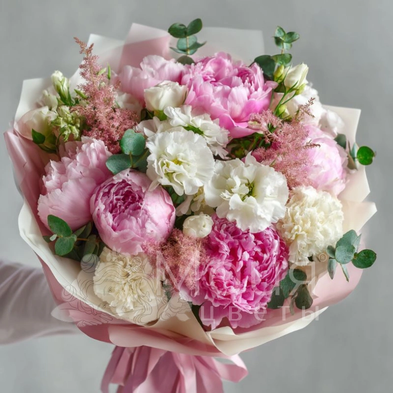 Букет с пионами &laquo;Пудровая нега&raquo;