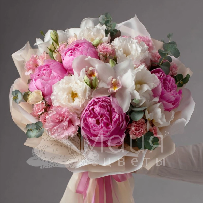 Букет с пионами &laquo;Перламутровая вуаль&raquo;
