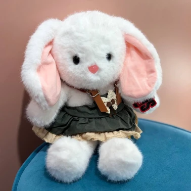 Зайка плюшевый