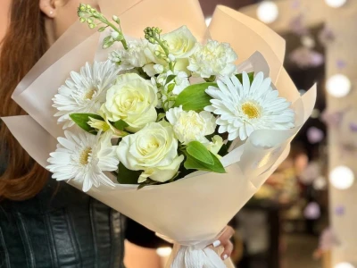 Букет из роз и гербер