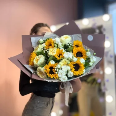 Букет из подсолнухов