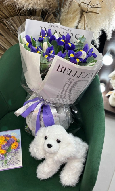 Сет «Радость весны». Букет + игрушка + открытка