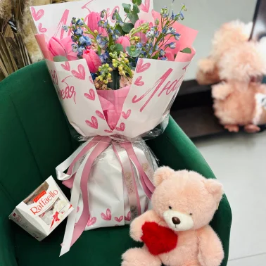 Сет «Весенний». Букет + мишка + конфеты