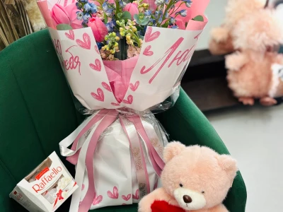 Сет «Весенний». Букет + мишка + конфеты