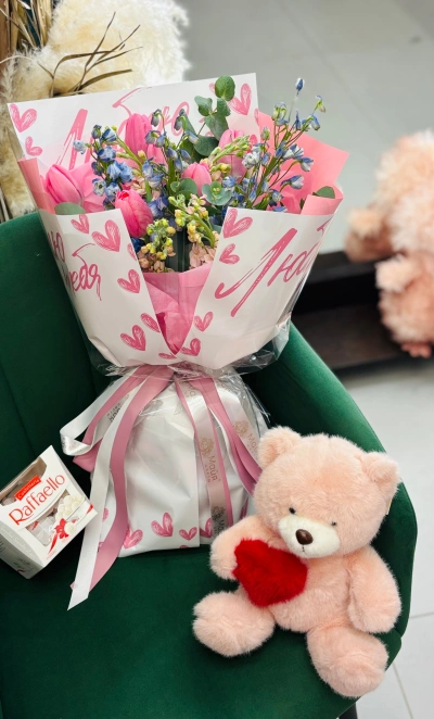 Сет «Весенний». Букет + мишка + конфеты