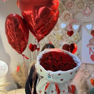 51 Роза в оформлении + шары