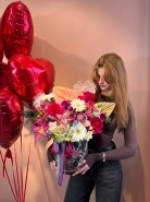 Авторская композиция в ярком стиле 0