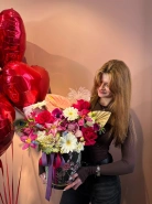 Авторская композиция в ярком стиле 3