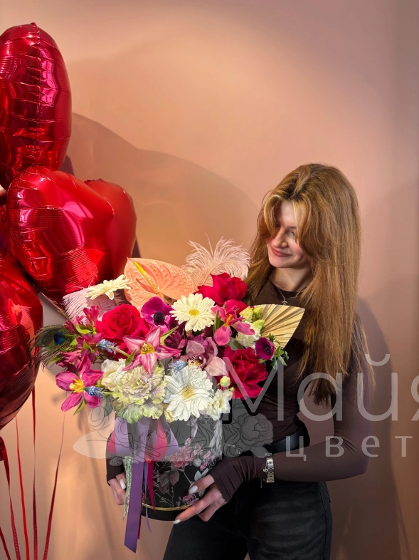 Авторская композиция в ярком стиле