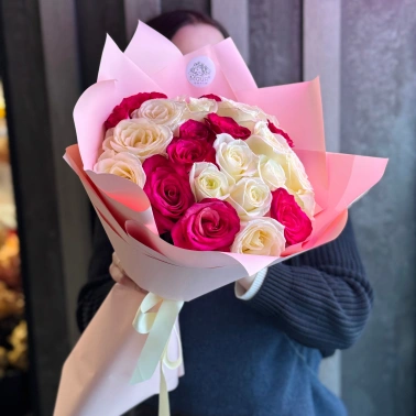 Букет из 25 роз 40 см