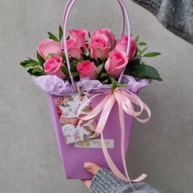 Сумочка с кенийскими розами