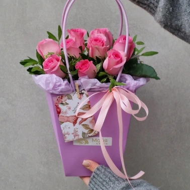 Сумочка с кенийскими розами