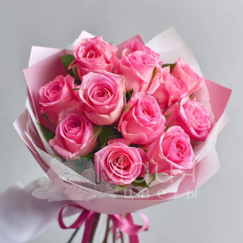 15 розовых кенийских роз