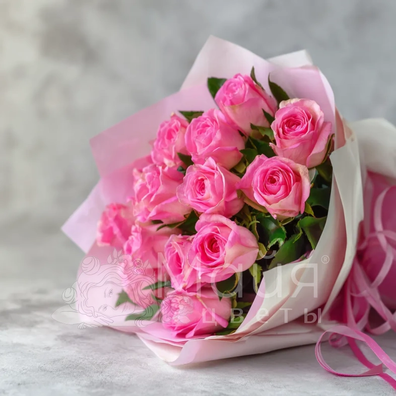 15 розовых кенийских роз