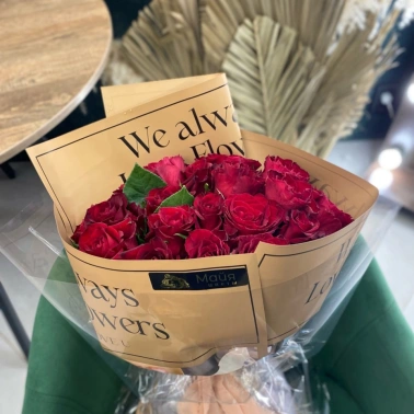 Букет «Алая прелесть»