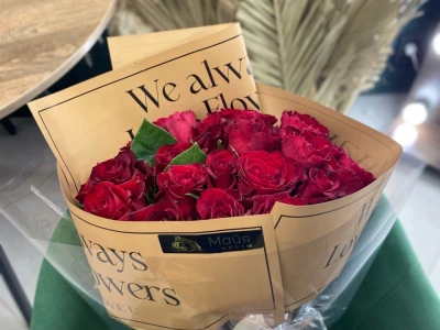 Букет «Алая прелесть»