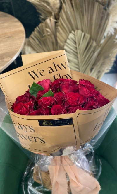 Букет «Алая прелесть»