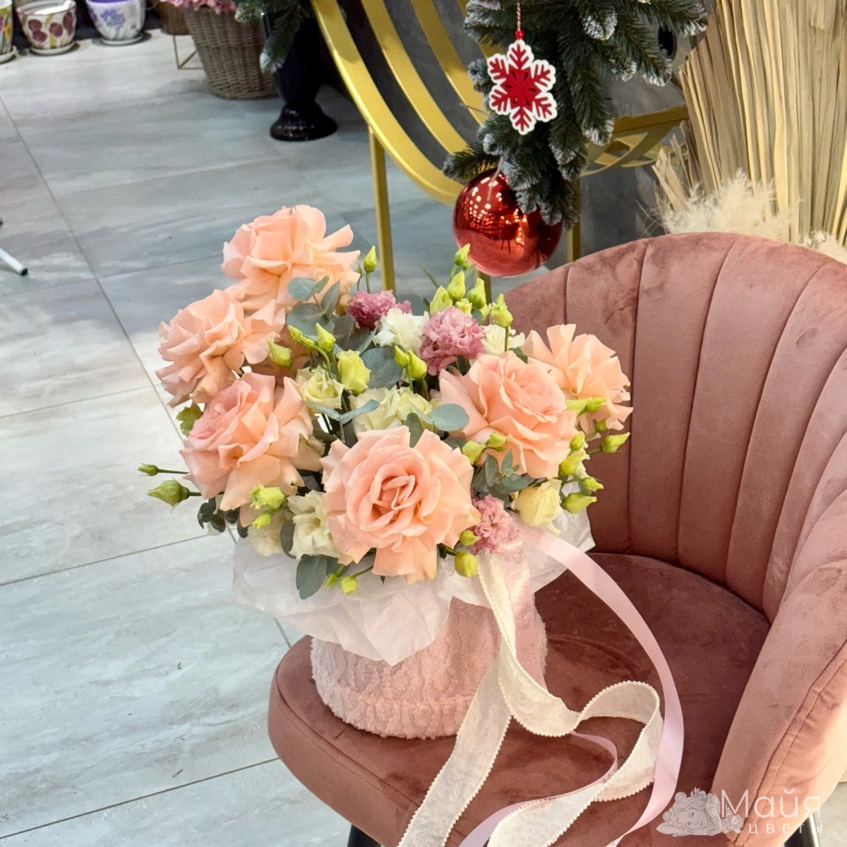 Вязаная коробка "Прованс"