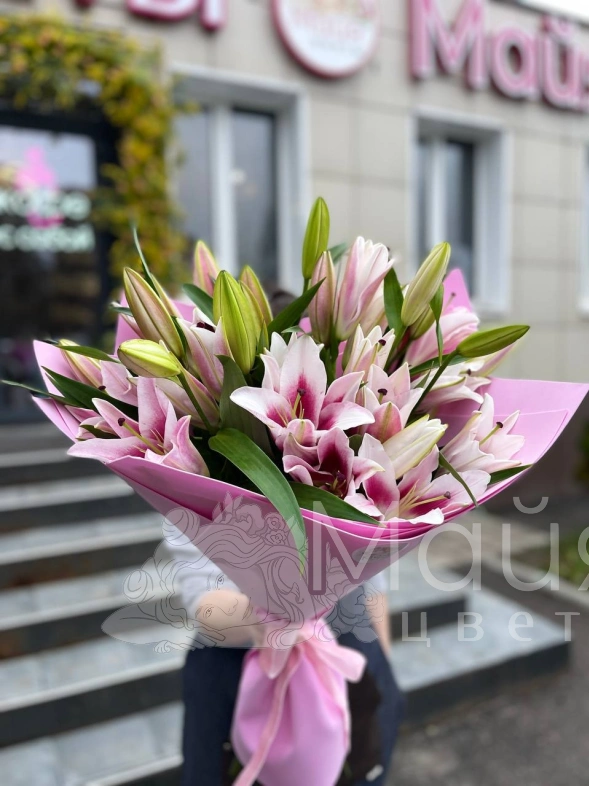 Композиция "Ароматные лилии"