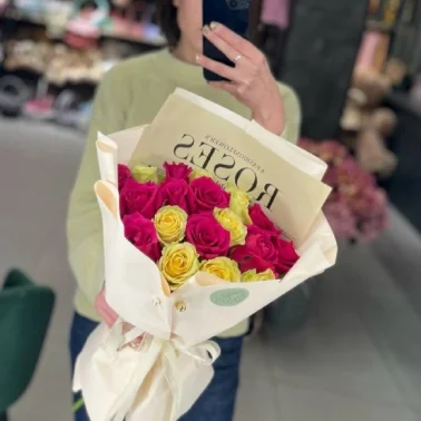 «Яркость роз»