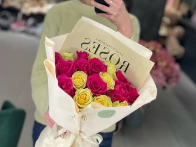 «Яркость роз»