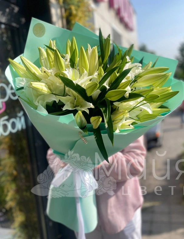 Букет &laquo;Аромат белых лилий&raquo;