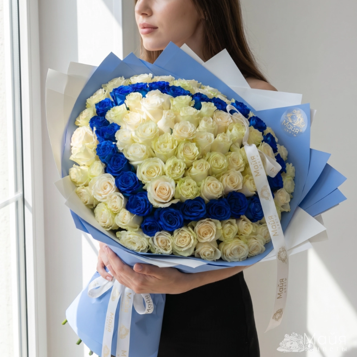 Авторский букет из 101 эквадорской розы &laquo;Любовь&raquo;.