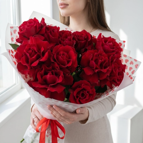 Букет «Алые французские розы»