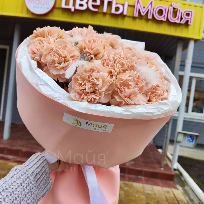 Букет &laquo;Диантусы + декор&raquo;.