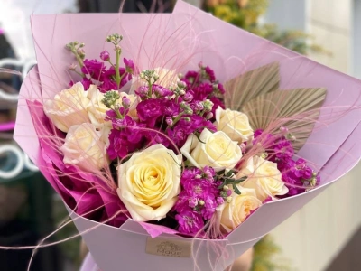 Букет с маттиолой «Теплая дружба»