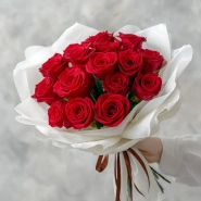 15 красных российских роз 60 см. 1