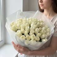 Букет из 51 белой Кенийской розы 40 см. 0