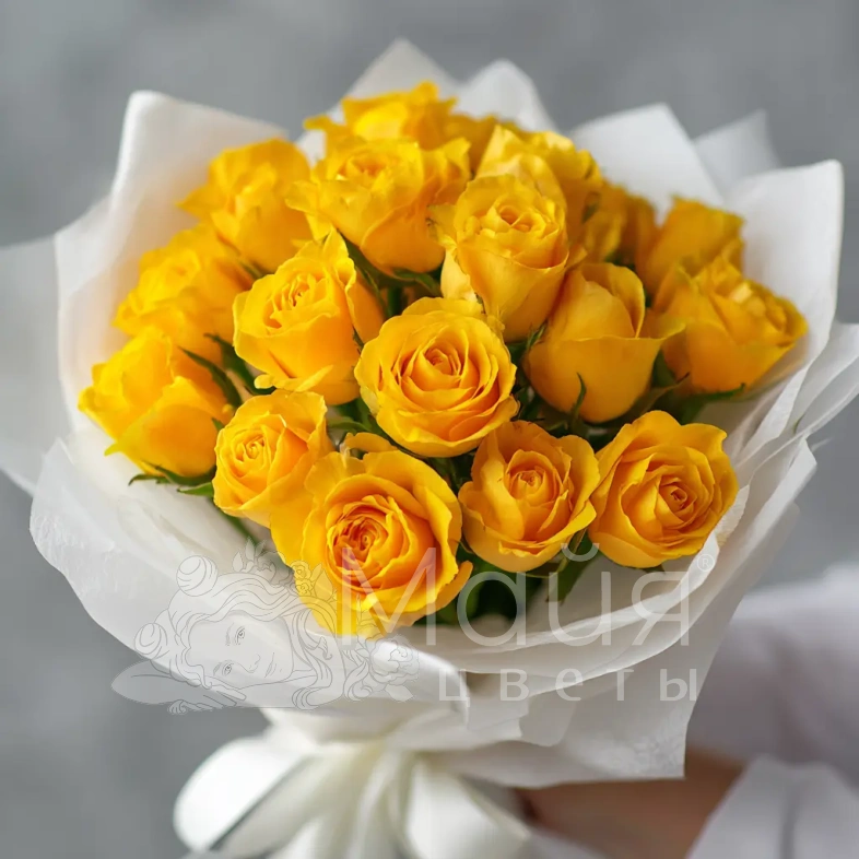15 желтых кенийских роз 40 см