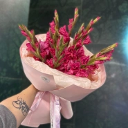 Букет с гладиолусами &laquo;Розовый взрыв&raquo; 1