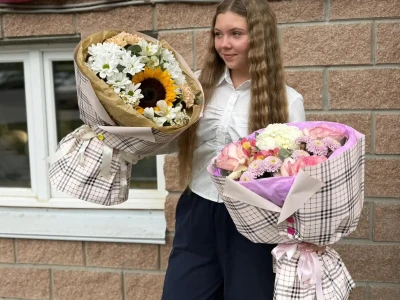 Букет с подсолнухами 🖍️ «Линейка стиля»